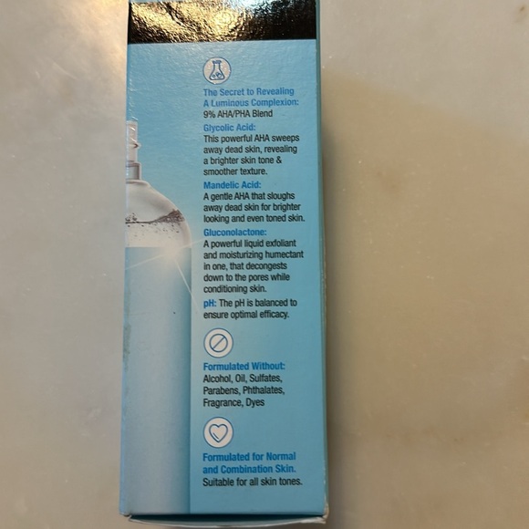 🆕 Neutrogena skin perfecting daily liquid exfoliant - Picture 2 of 4